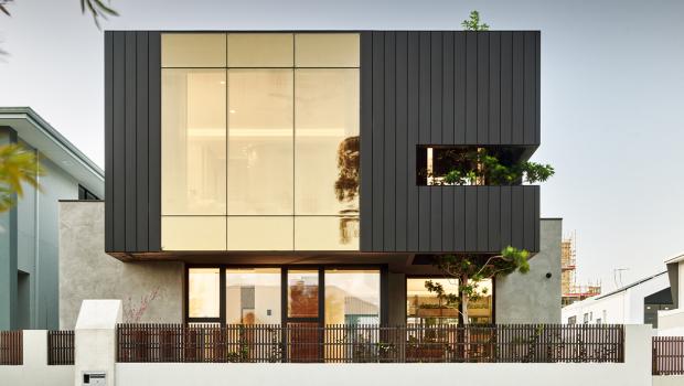 Vertical cladding made possible with Fielders 