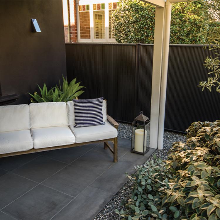 Modern patio with fence screening using 